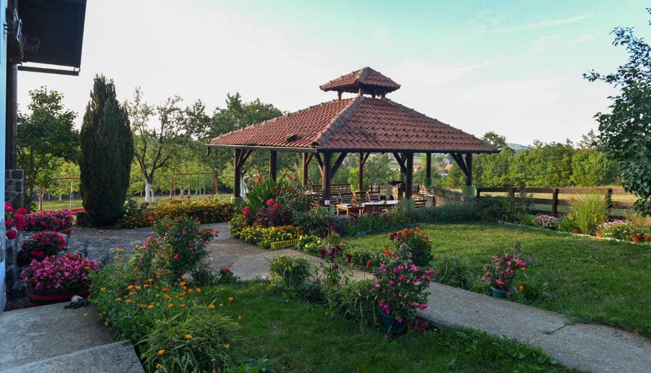 Villa Mira Mackat ภายนอก รูปภาพ